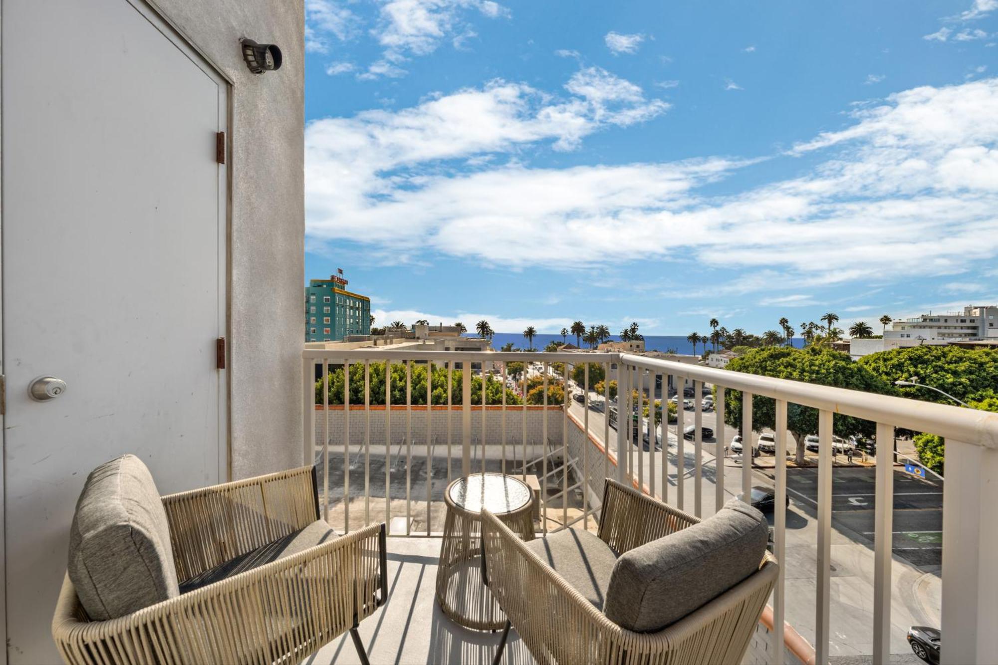 Appartamento Ocean View 2Br By Santa Monica Pier 2Min Walk Los Angeles Esterno foto